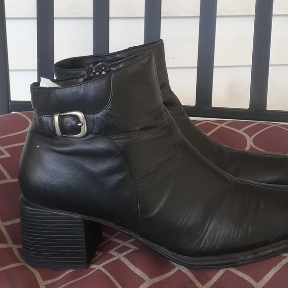 WITCHY GOTH CHUNKY HEEL COMBAT BOOTIES!!! - Picture 8 of 12